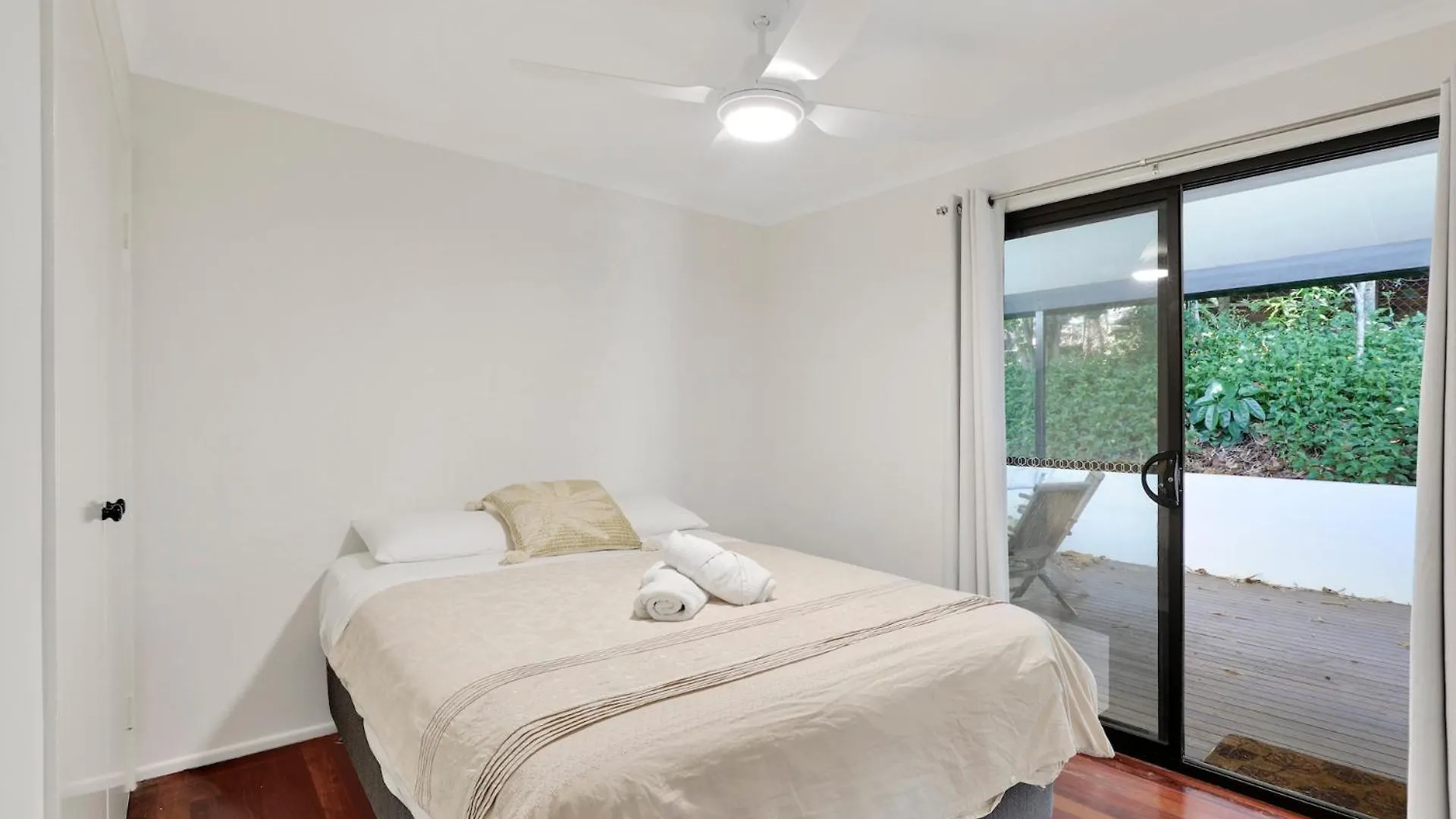 Villa 19a George Nothling Drive Point Lookout Australien